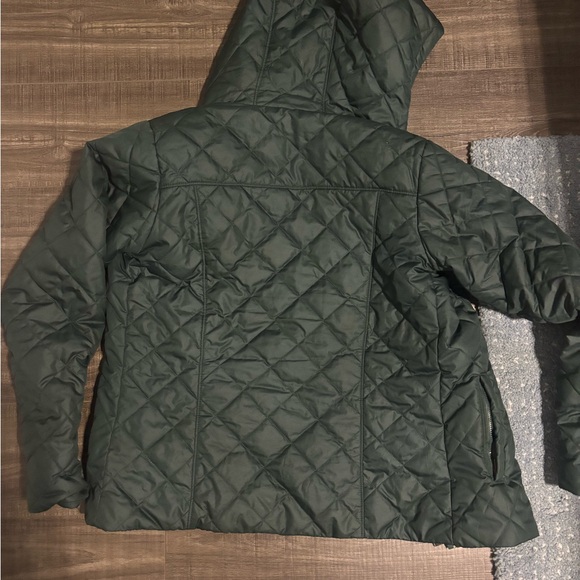Green Quilted Jacket with Faux Fur Lining - Picture 10 of 10